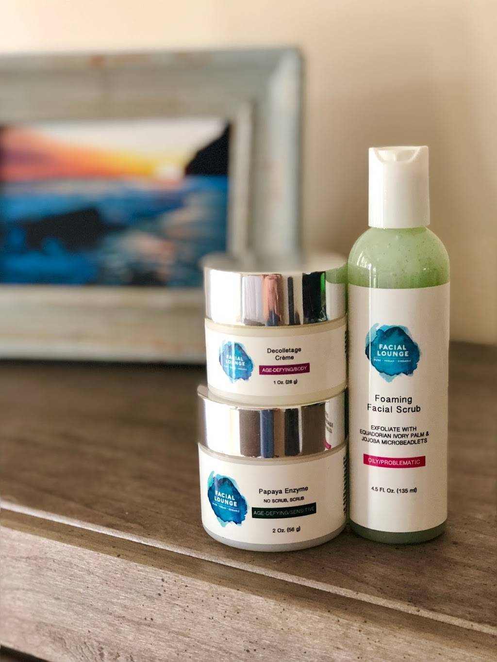 Facial Lounge | 3810 East Coast Hwy, Corona Del Mar, CA 92625, USA | Phone: (949) 432-5915 Facial Lounge | 3810 East Coast Hwy, Corona Del Mar, CA 92625, USA | Phone: (949) 432-5915