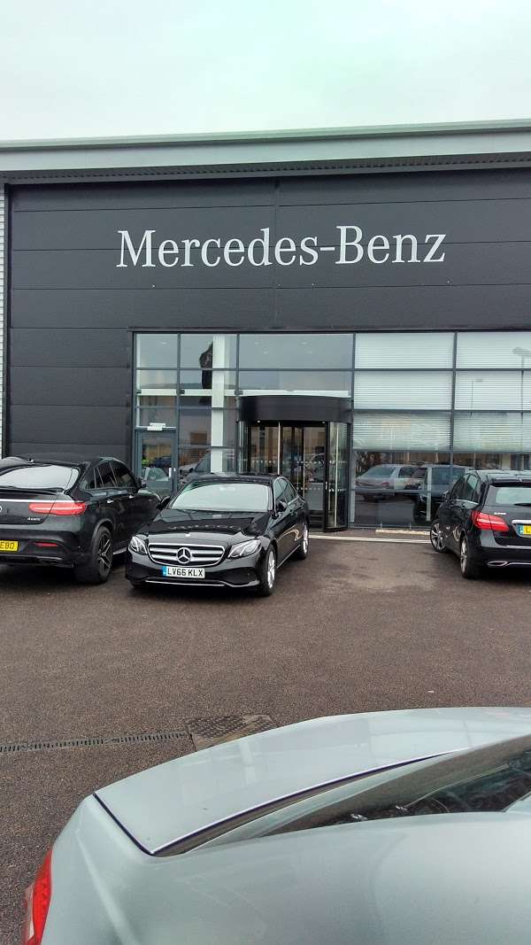 Mercedes-Benz Bromley (After Sales) | 13-15, Bell Green Retail Park, London SE26 4PR, UK | Phone: 020 8663 9800