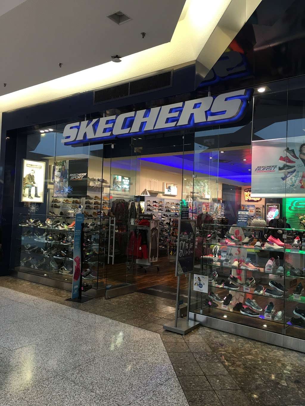 SKECHERS Retail | 2162 Southlake Mall #536, Merrillville, IN 46410 | Phone: (219) 769-2567