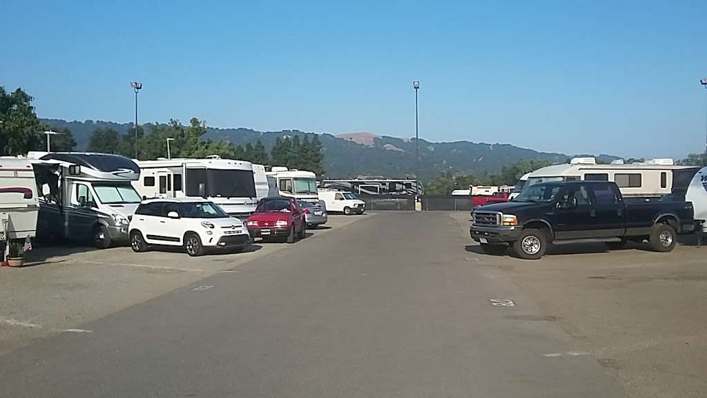 Alameda County Fairgrounds RV Park | Road 12, 2100 Valley Ave, Pleasanton, CA 94566, USA | Phone: (925) 426-3340