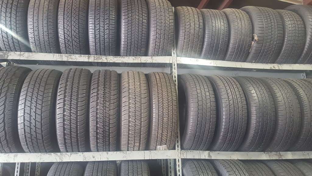 Lous Used Tires | 103 Sunrise Hwy, Lindenhurst, NY 11757, USA | Phone: (631) 592-2910