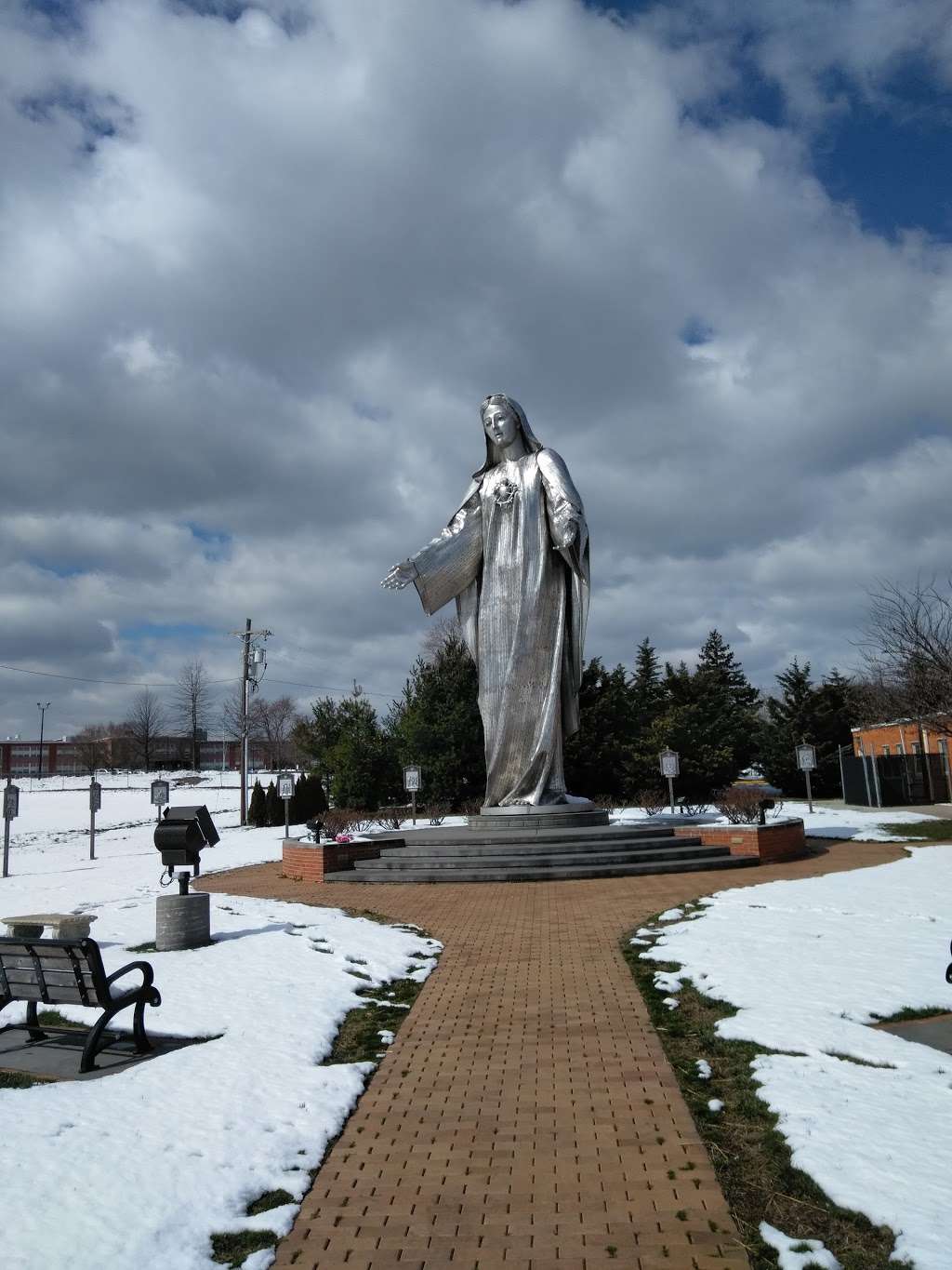 Holy Spirit Catholic Church | 12 Winder Rd, New Castle, DE 19720, USA | Phone: (302) 658-1069