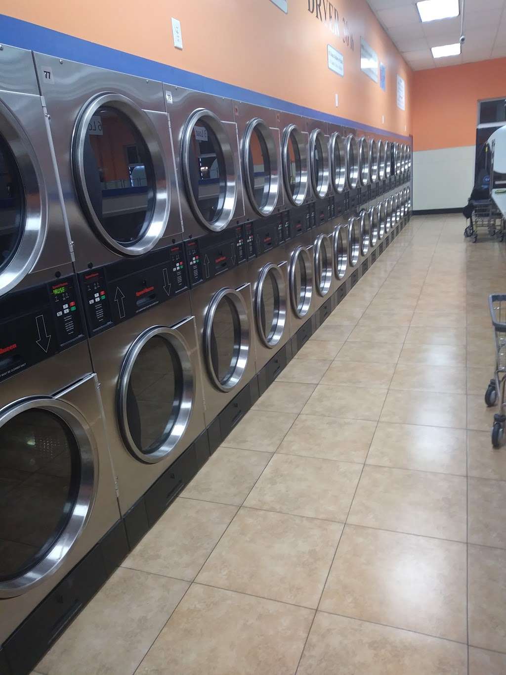 MLK COIN LAUNDRY | 1755 W Martin Luther King Jr Blvd, Los Angeles, CA 90062, USA | Phone: (323) 596-3772