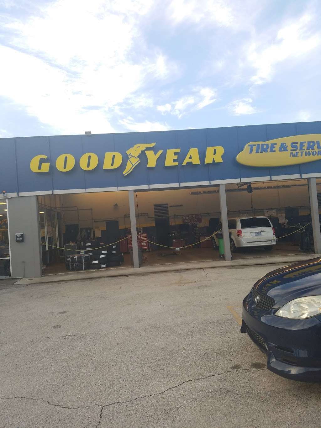 Goodyear Auto Service | 532 Northlake Blvd, North Palm Beach, FL 33408, USA | Phone: (561) 848-2544