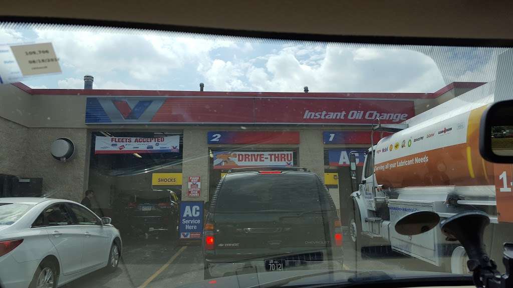 Valvoline Instant Oil Change | 122 N Dupont Hwy, New Castle, DE 19720 | Phone: (302) 324-1900