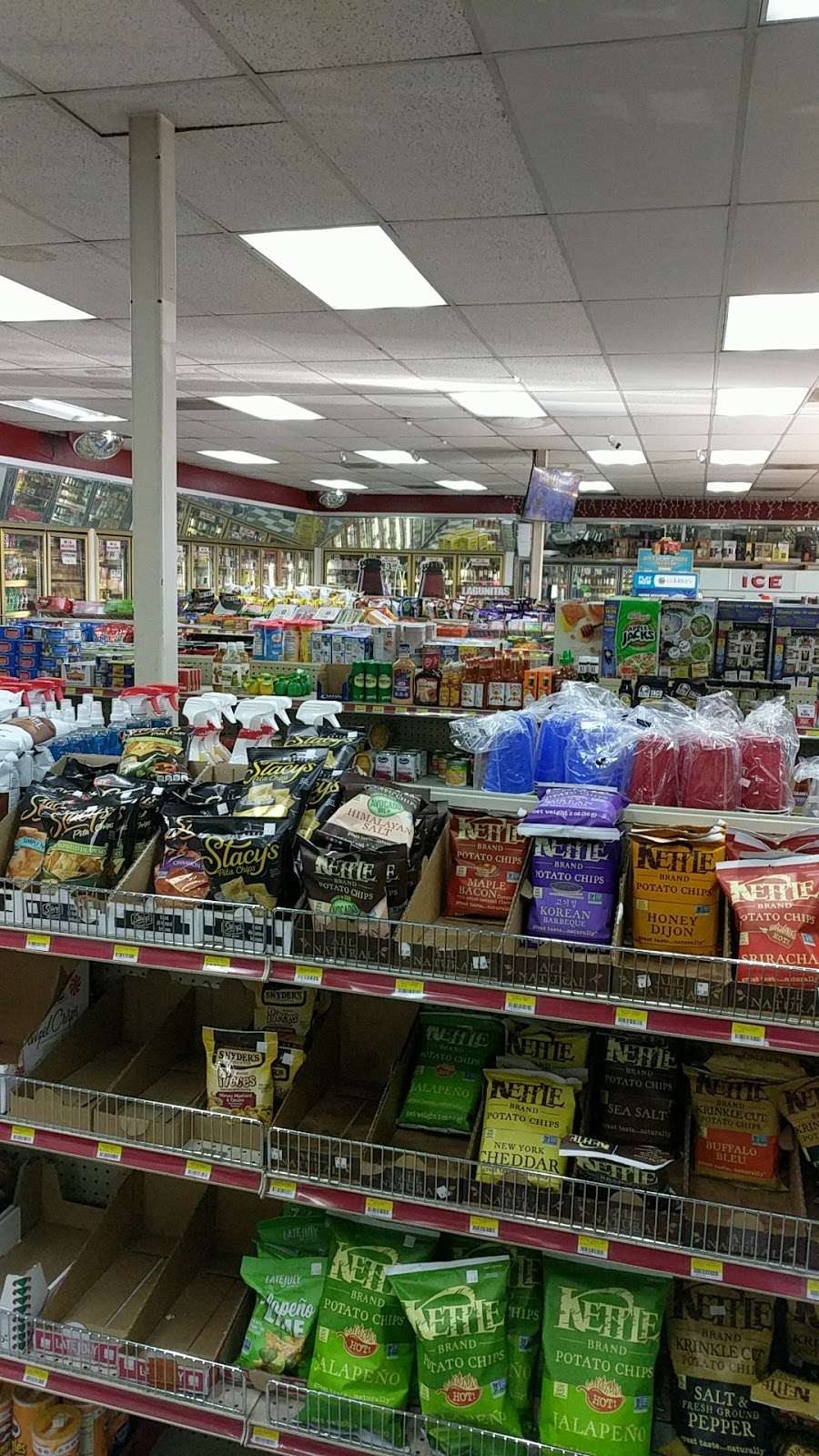 Wallys Liquor & Deli | 3088 Marlow Rd, Santa Rosa, CA 95403, USA | Phone: (707) 527-0151