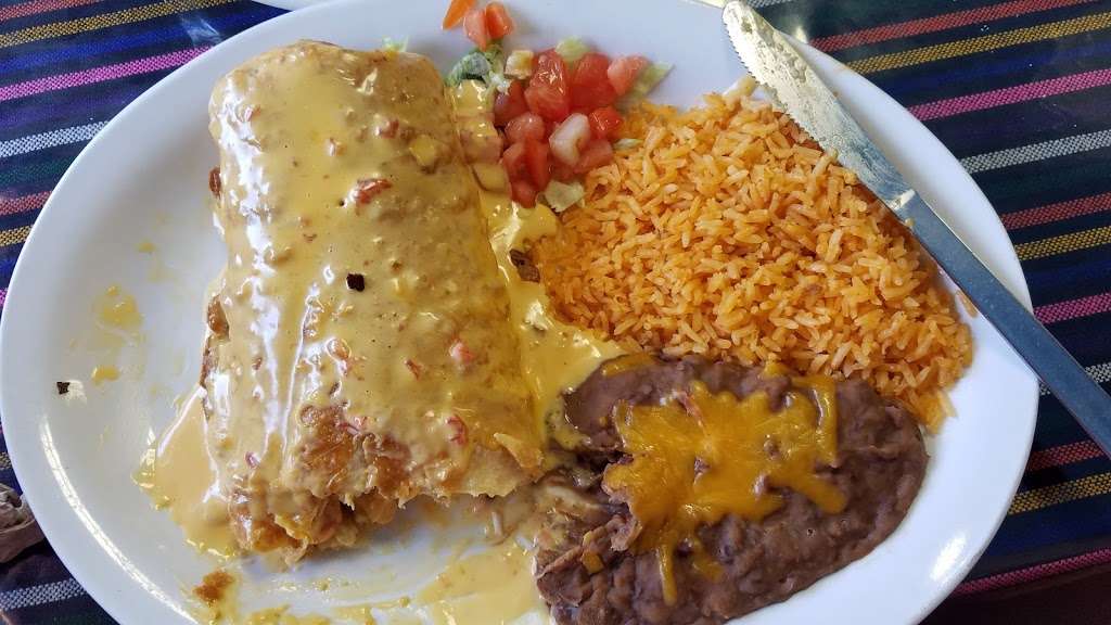 Joses Cantina Restaurant | 1021 State Hwy 87, Crystal Beach, TX 77650, USA | Phone: (409) 684-1180