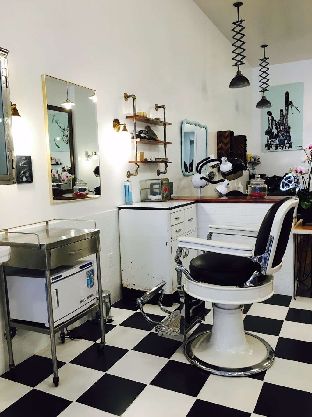 Revival Barber and Beauty | 3312 Adeline St, Berkeley, CA 94703, USA | Phone: (510) 338-6522