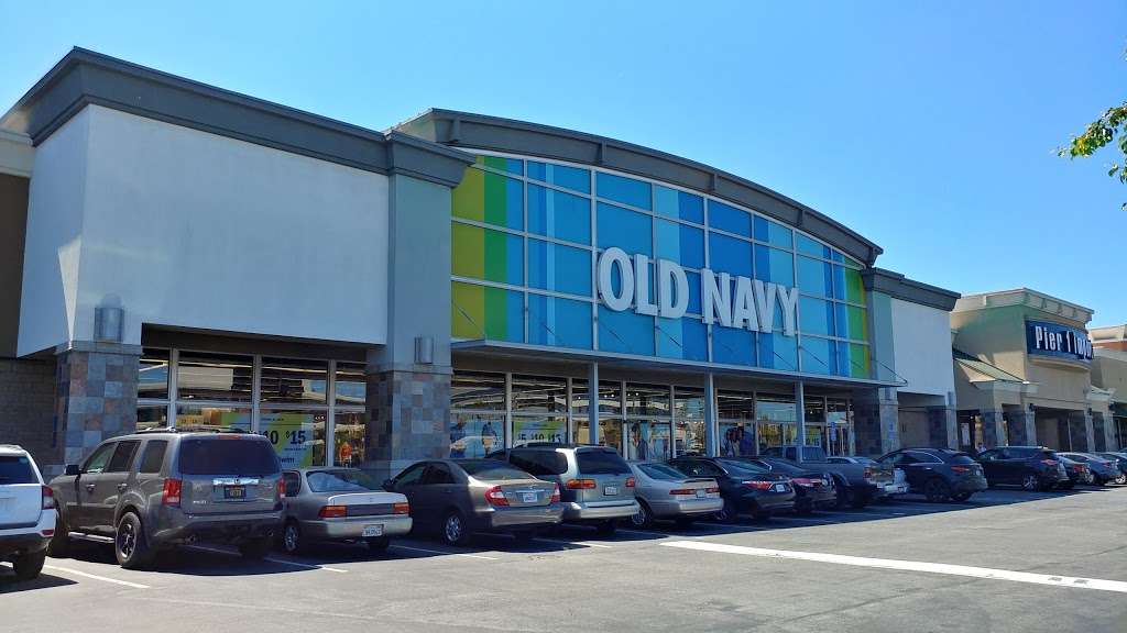 manhattan beach old navy