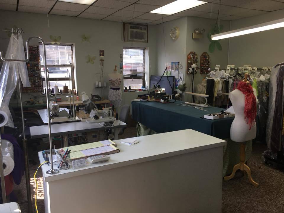 Nina’s Tailoring & Dry Cleaning | 2399 Pawtucket Ave #5, East Providence, RI 02914, USA | Phone: (401) 434-1908