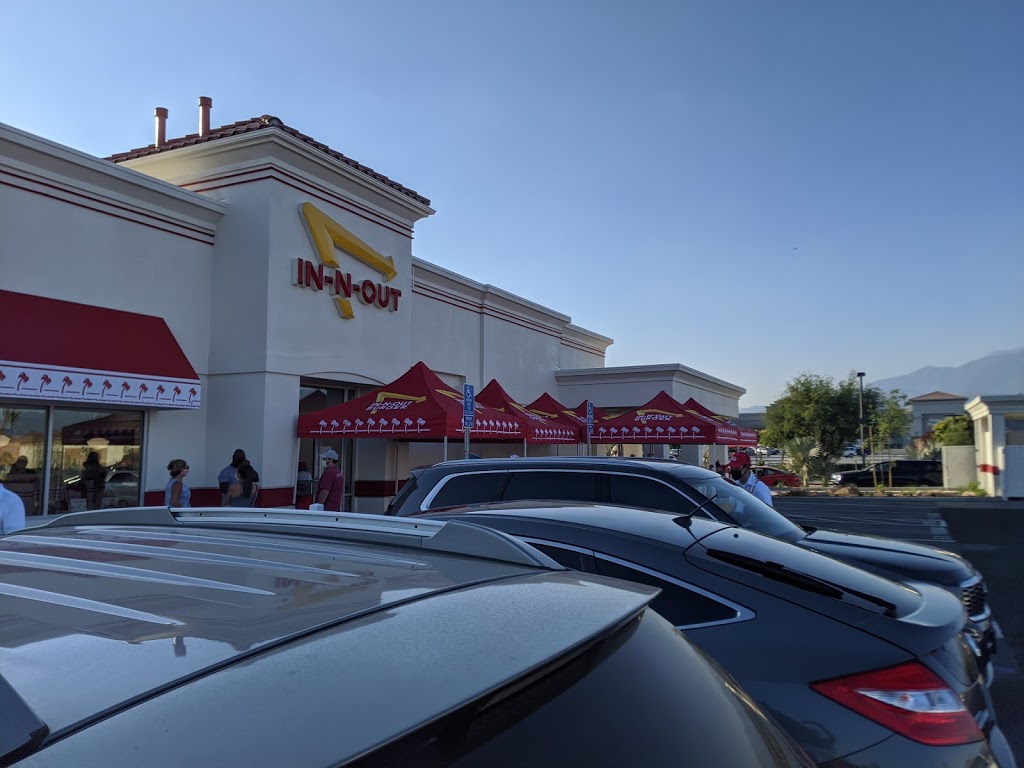 In-N-Out Burger | 31465 Avenue E, Yucaipa, CA 92399, USA | Phone: (800) 786-1000