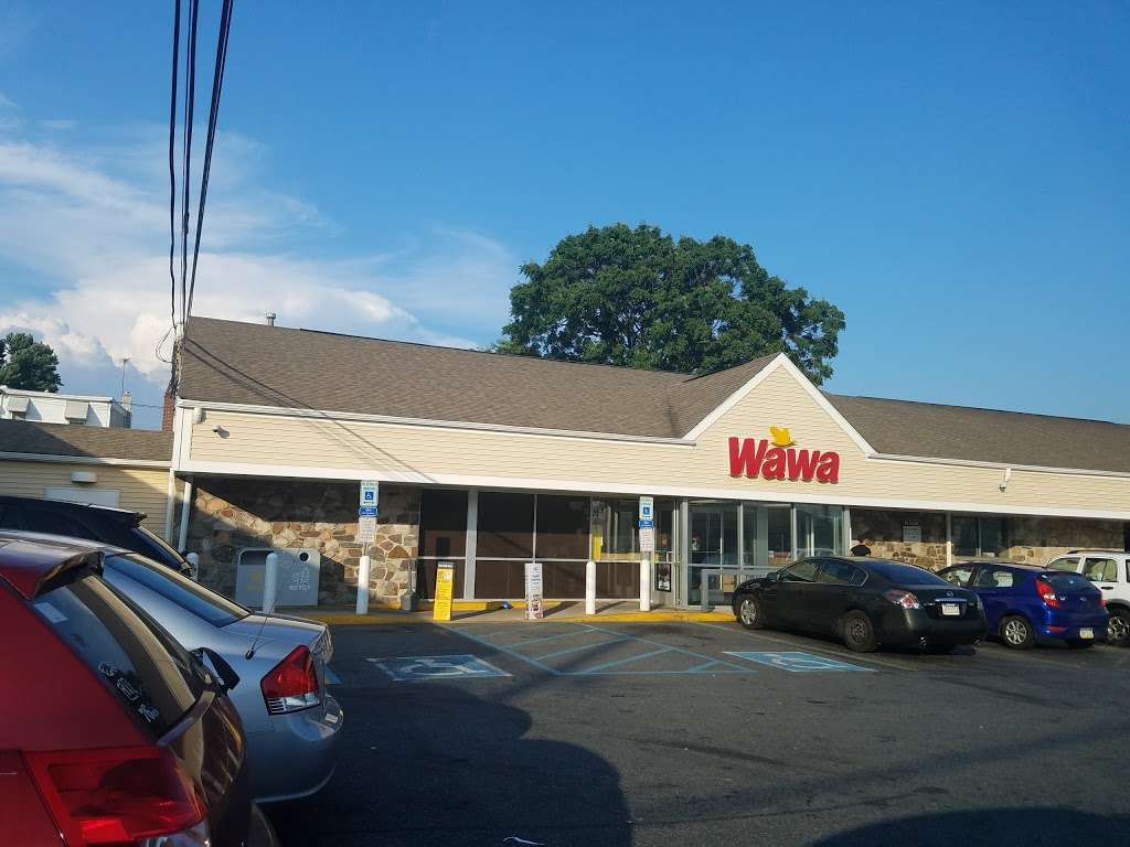 Wawa | 1439 Market St, Linwood, PA 19061, USA | Phone: (484) 451-5160