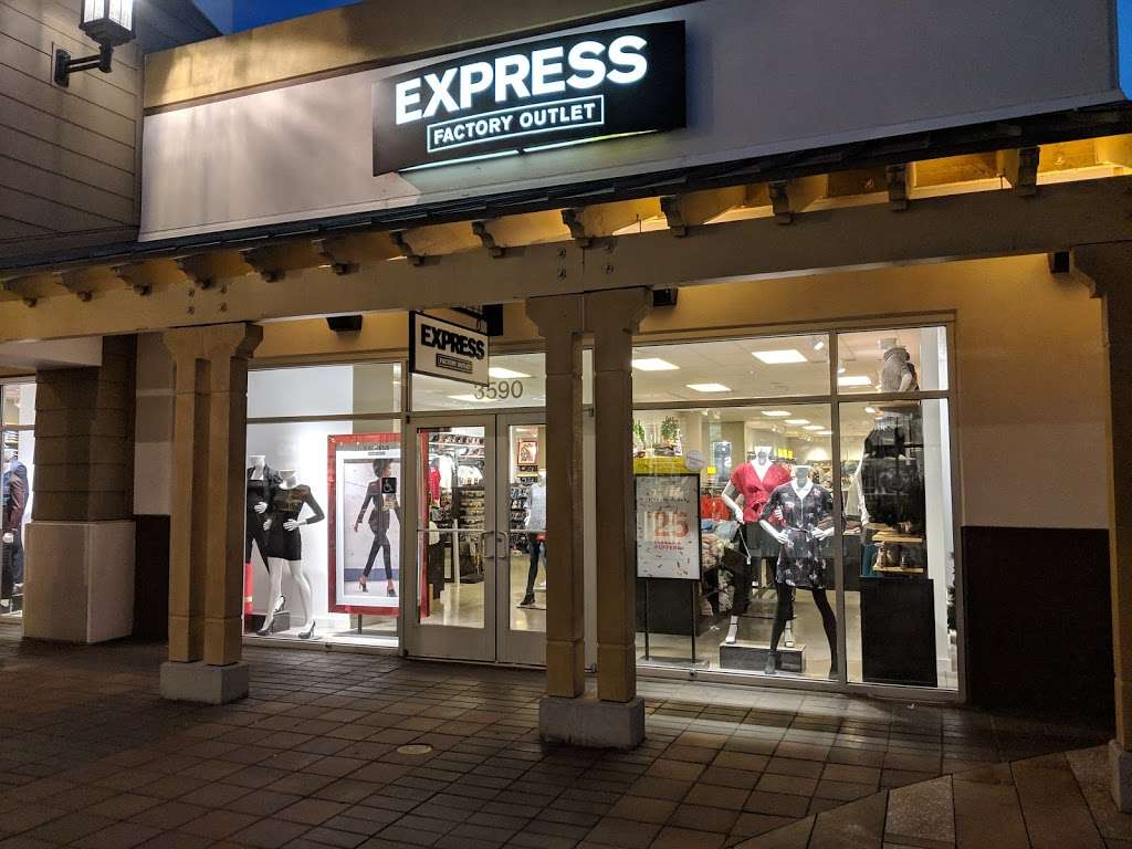 Express Factory Outlet | 2774 Livermore Outlets Dr, Livermore, CA 94551 | Phone: (925) 579-1001