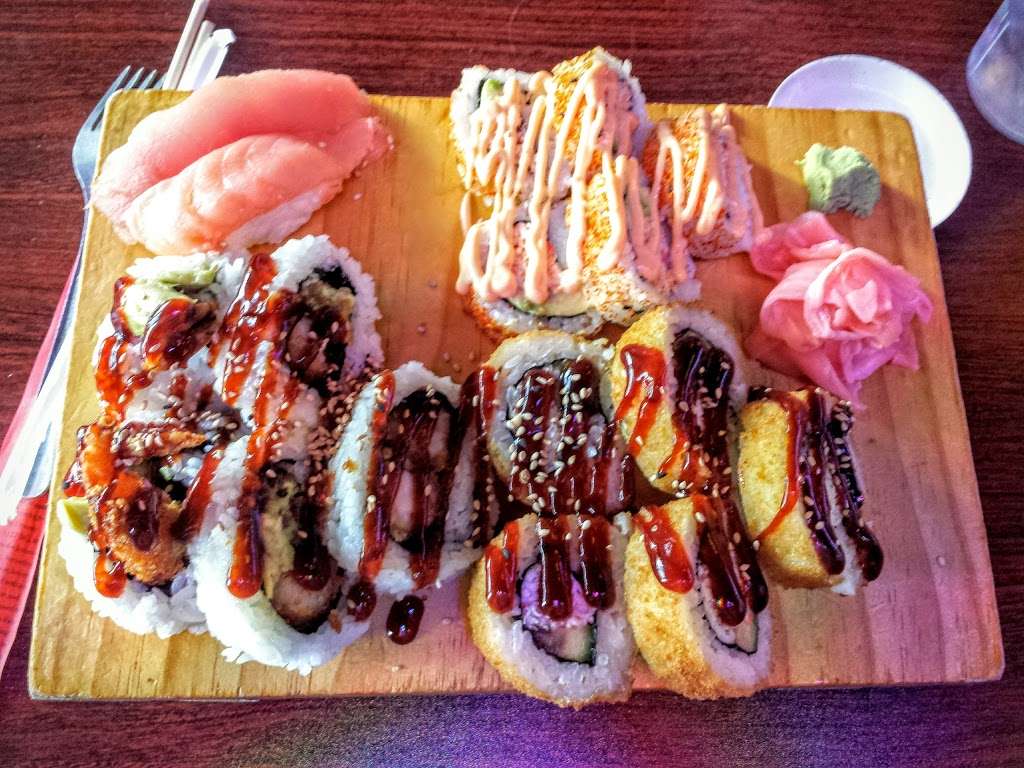 Sapporo Sushi and Asian Fusion | 5638 W Hausman Rd, San Antonio, TX 78249, USA | Phone: (210) 314-4423