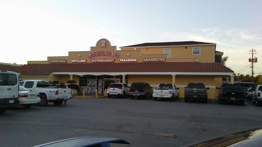 Guanajuato Supermarket | 5429 E Mt Houston Rd, Houston, TX 77093, USA | Phone: (281) 442-2363
