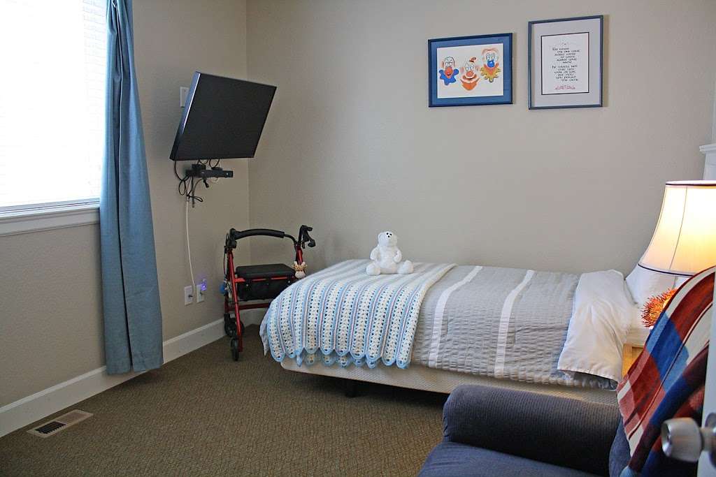 Loving Care Assisted Living Services | 6271 W Maplewood Pl, Littleton, CO 80123, USA | Phone: (720) 772-9648