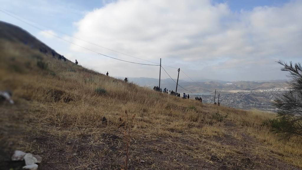 Subida Para El cerro | Capistrano, Tijuana, B.C., Mexico