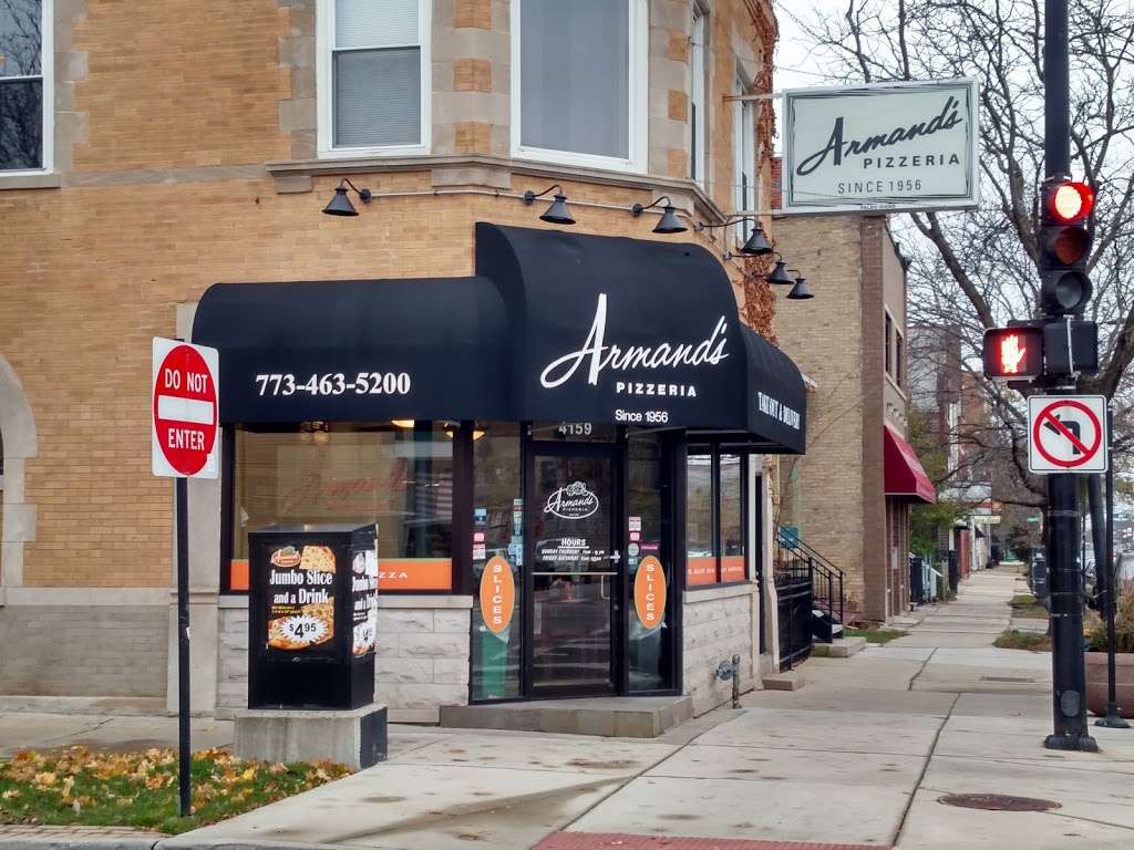 Armands Pizzeria | 4159 N Western Ave, Chicago, IL 60618, USA | Phone: (773) 463-5200