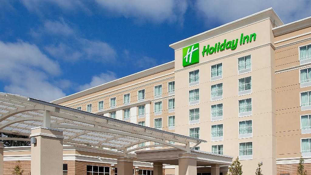 Holiday Inn Purdue - Fort Wayne | 4111 Paul Shaffer Dr, Fort Wayne, IN 46825, USA | Phone: (260) 482-3800