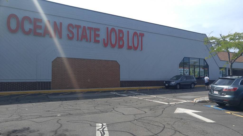 Ocean State Job Lot | 30 Commercial St, Medford, MA 02155, USA | Phone: (781) 391-1279