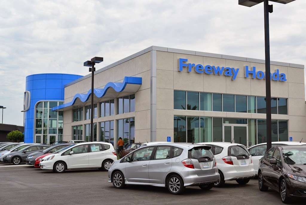 Freeway Honda | 1505 Auto Mall Dr, Santa Ana, CA 92705, USA | Phone: (714) 547-3555