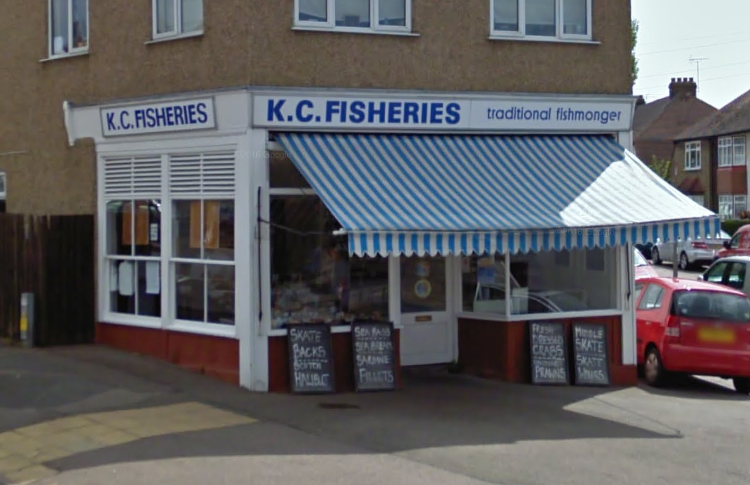 K C Fisheries | 1 Oakwood Hill, Loughton IG10 3EW, UK | Phone: 020 8508 4372