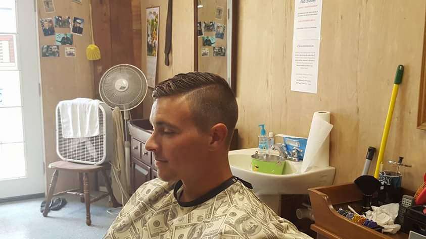 The Country Barber | 31015 Lecates Rd, Frankford, DE 19945, USA | Phone: (302) 841-4028