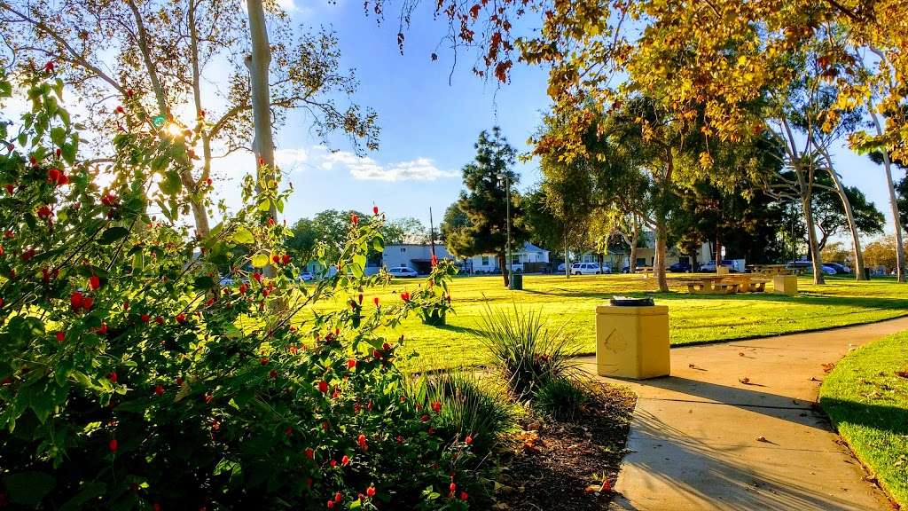 Drake Park | 951 Maine Ave, Long Beach, CA 90813 | Phone: (562) 570-1625