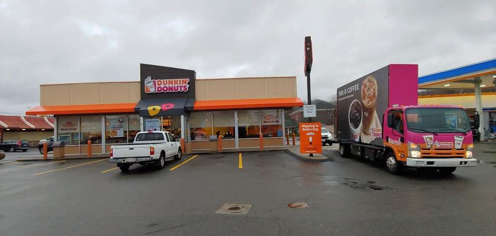 Dunkin Donuts | Four Corners, 185 Cambridge Rd, Woburn, MA 01801, USA | Phone: (781) 935-9847