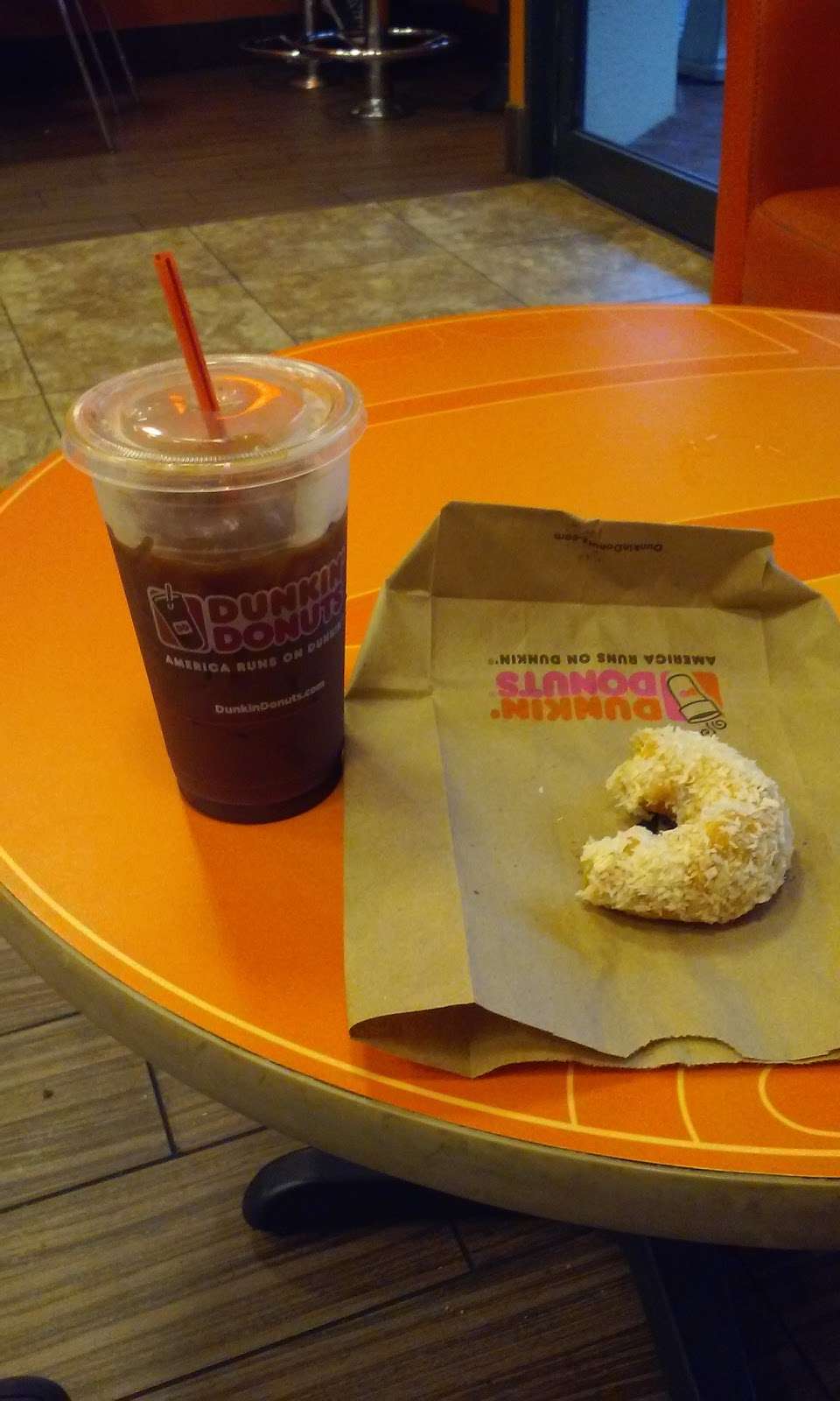 Dunkin Donuts | 3011 Yamato Rd suite a-5, Boca Raton, FL 33434, USA | Phone: (561) 210-5258