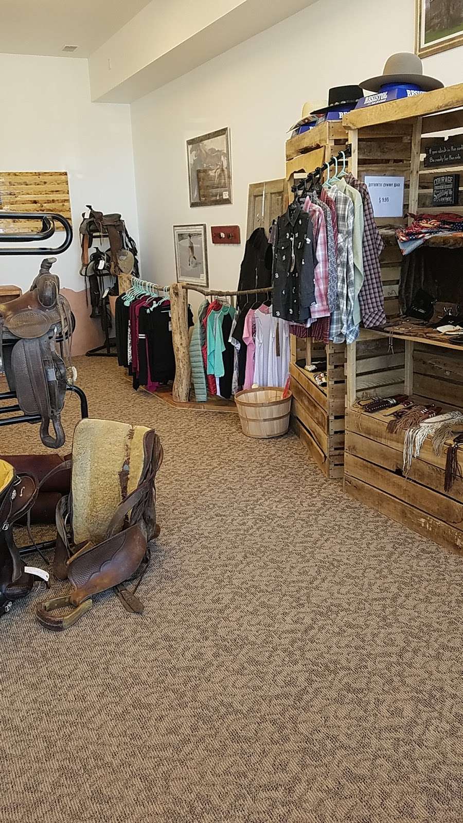 Twisted Fork Saddle Shop | 103 W Main St, Eagle, WI 53119, USA | Phone: (262) 899-0183