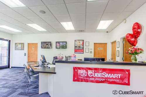 CubeSmart Self Storage | 3250 US-206, Bordentown, NJ 08505, USA | Phone: (609) 298-8500