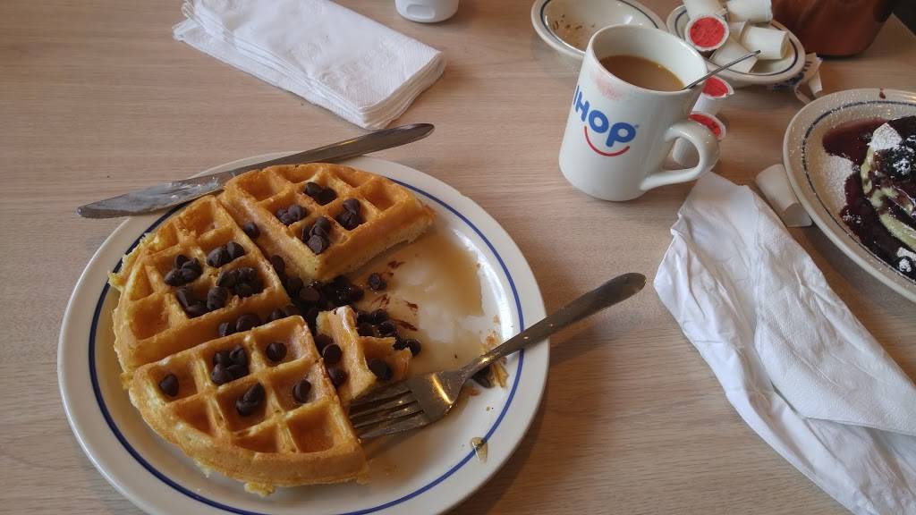 IHOP | 2190 Crain Hwy, Waldorf, MD 20601, USA | Phone: (301) 843-1233