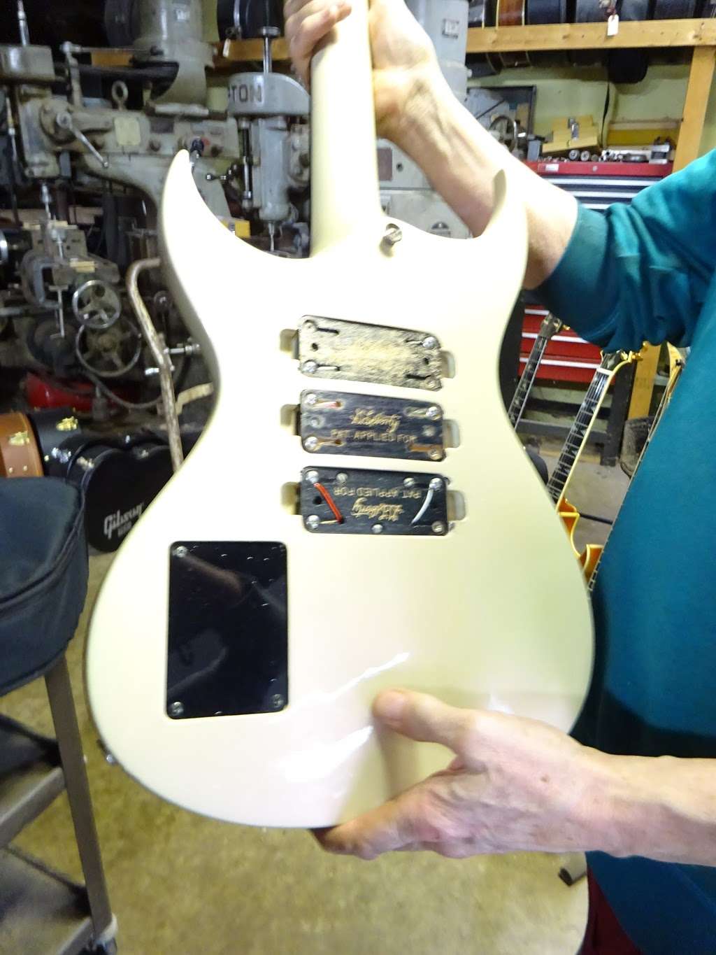 Gene Libertys Guitar Repair | 112 S Bushnell St, Sheridan, IL 60551, USA | Phone: (815) 496-9092