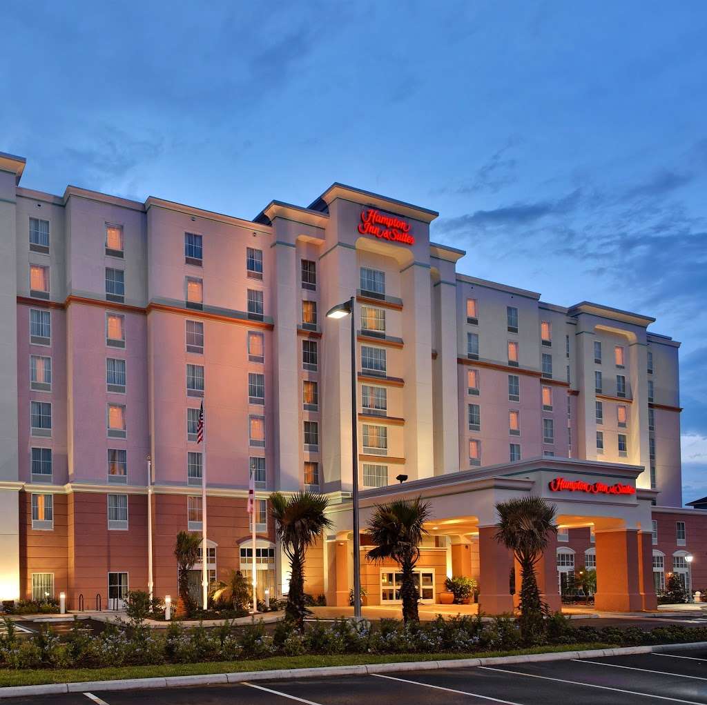 Hampton Inn & Suites Orlando Airport @ Gateway Village | 5460 Gateway Village Cir, Orlando, FL 32812, USA | Phone: (407) 857-2830