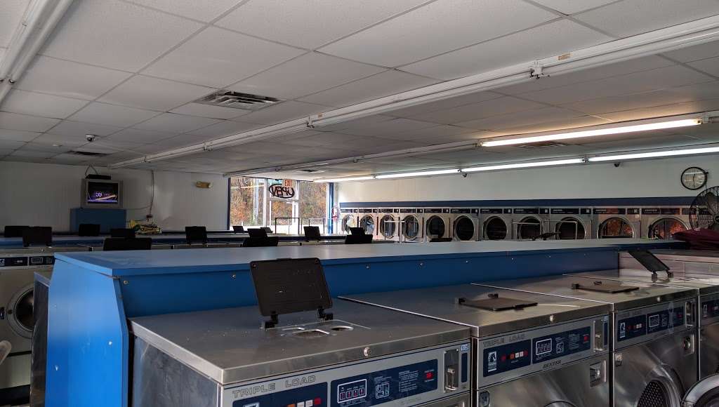 Huntersville Coin Laundry | 14339 Hunters Rd, Huntersville, NC 28078 | Phone: (704) 875-0965