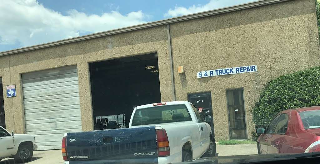 S & R Truck Repair | 210 SE 19th St, Grand Prairie, TX 75050, USA | Phone: (972) 263-9551