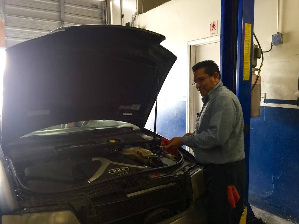 Diego Auto Repair | 4245 E Sahara Ave 6 & 7, Las Vegas, NV 89104, USA | Phone: (702) 778-3779