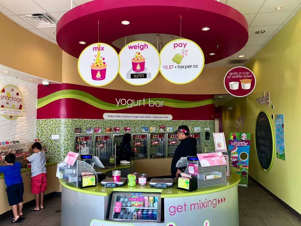 Menchies Frozen Yogurt | 20440 US-59 D-2, Humble, TX 77338, USA | Phone: (281) 570-2954
