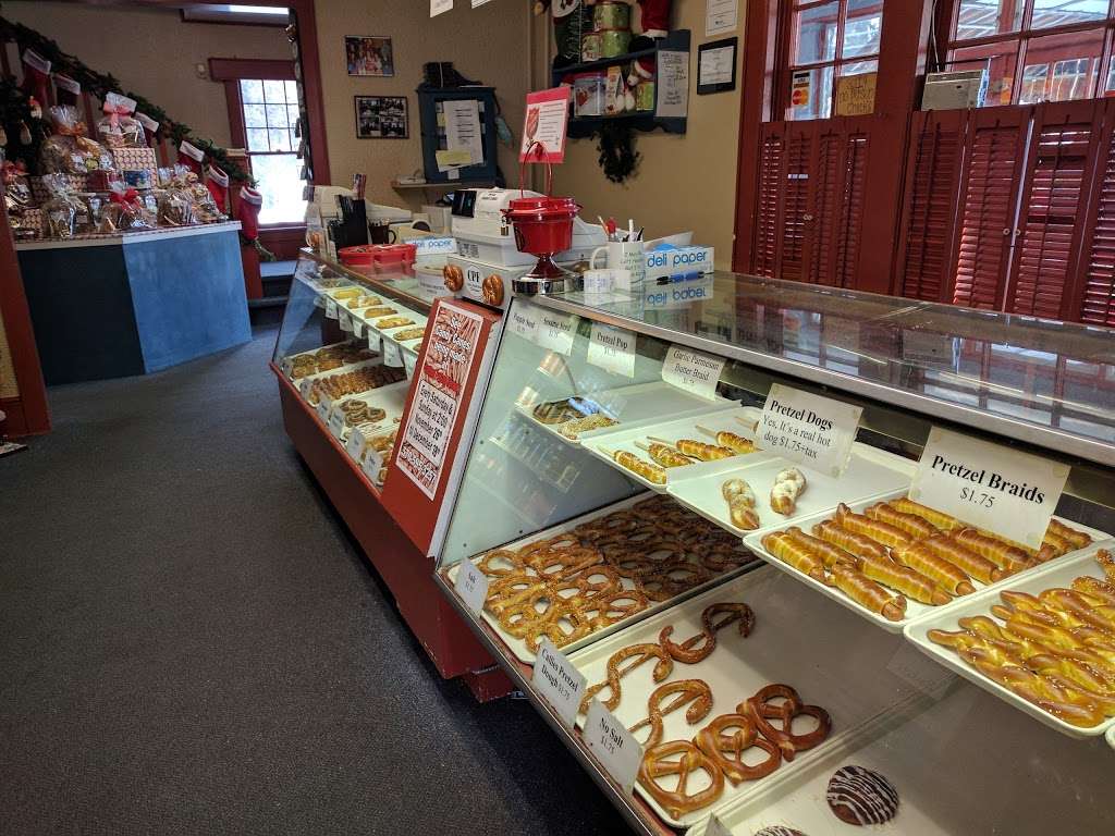 Callies Pretzel Factory | Route 390, Cresco, PA 18326, USA | Phone: (570) 595-3257