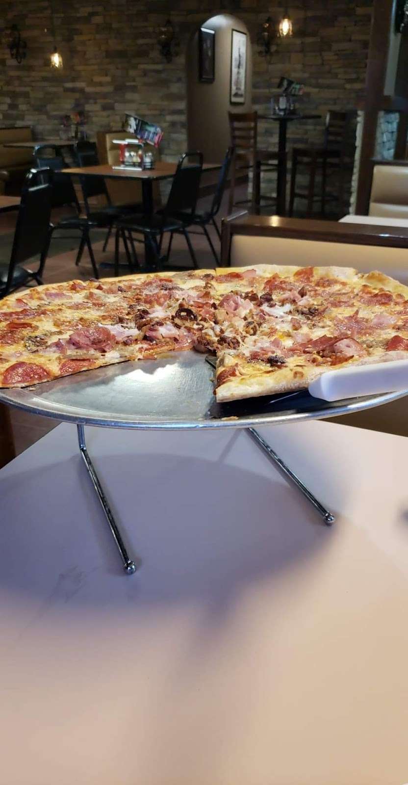 A Slice of Brooklyn | 808 E Main St, New Holland, PA 17557 | Phone: (717) 355-0333