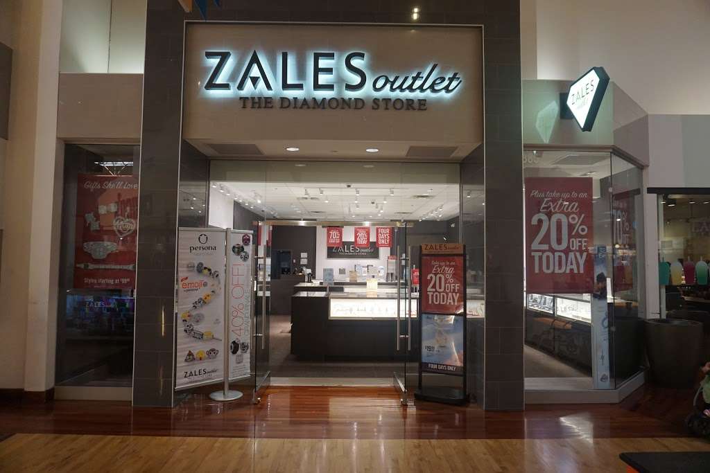 Zales Outlet | 5000 S Arizona Mills Cir, Tempe, AZ 85282, USA | Phone: (480) 897-0806