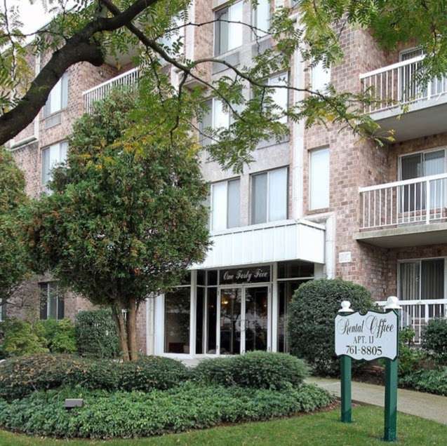 Wellington Staten Island Apartment Community | 145 Wellington Ct, Staten Island, NY 10314, USA | Phone: (718) 761-8805