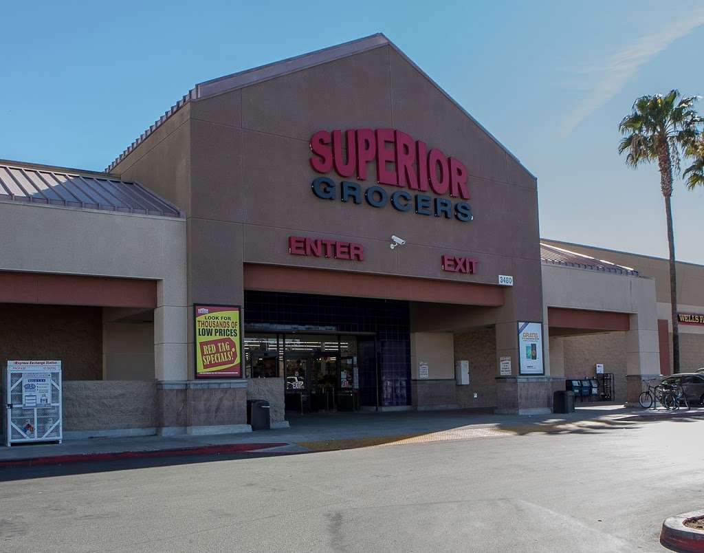 Superior Grocers | 3480 South La Brea Ave, Los Angeles, CA 90016, USA | Phone: (323) 294-4309