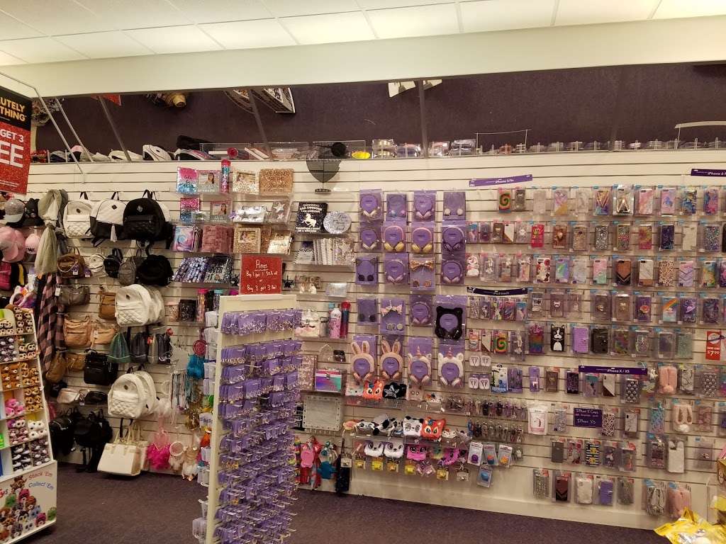 Claires | 14550 Clay Terrace Blvd, Carmel, IN 46032 | Phone: (317) 569-0127
