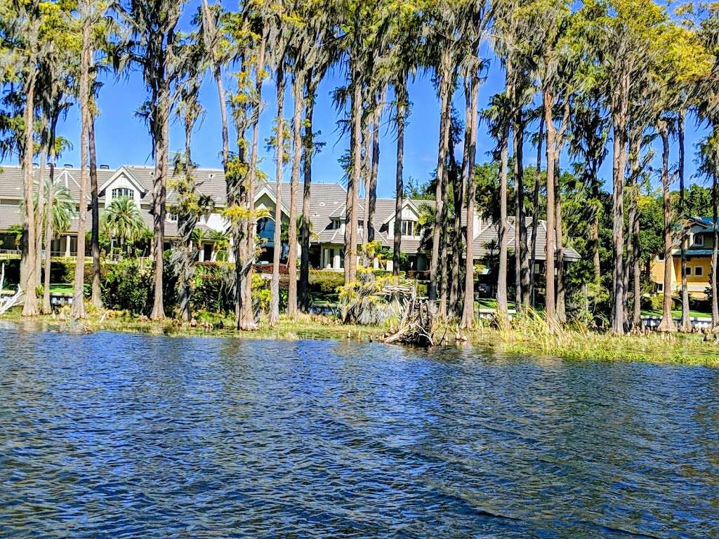 Orlando Lake Tours | Caymus Loop, Windermere, FL 34786, USA | Phone: (407) 883-0110