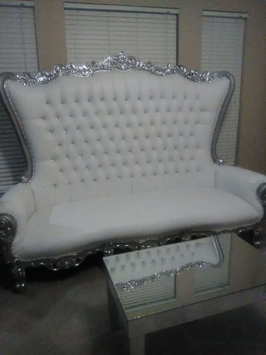 Forte Design & Upholstery | 7200 Wornall Rd, Kansas City, MO 64114, USA | Phone: (816) 265-1785