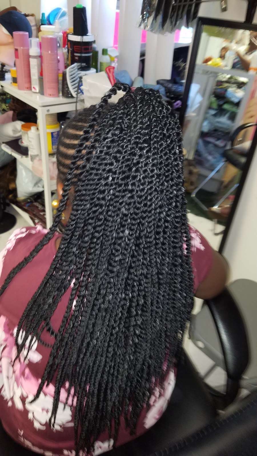 ROYALMAMZEE HAIR BRAIDING SALON | 5703 Edsall Rd, Alexandria, VA 22304, USA | Phone: (571) 314-7400