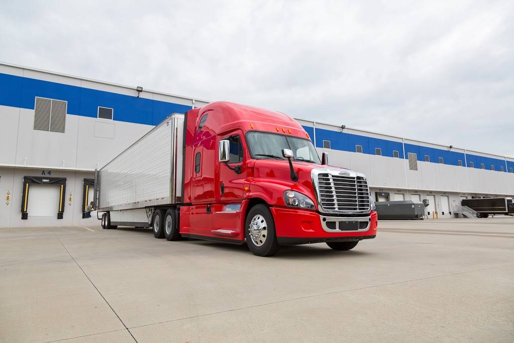 Truck Center Companies Council Bluffs | 1208 31st Ave, Council Bluffs, IA 51501, USA | Phone: (712) 366-6440