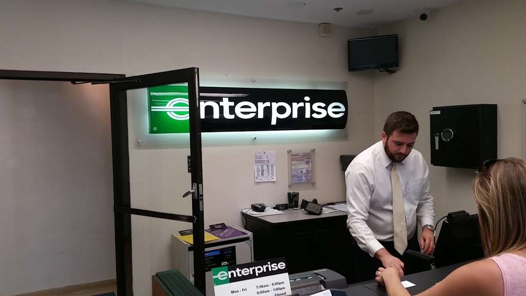 Enterprise Rent-A-Car | 1 Garvies Point Rd Bldg 1, Glen Cove, NY 11542, USA | Phone: (516) 674-4300